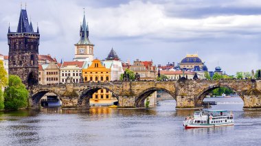 Çek Cumhuriyeti Prag 'daki Charles Köprüsü