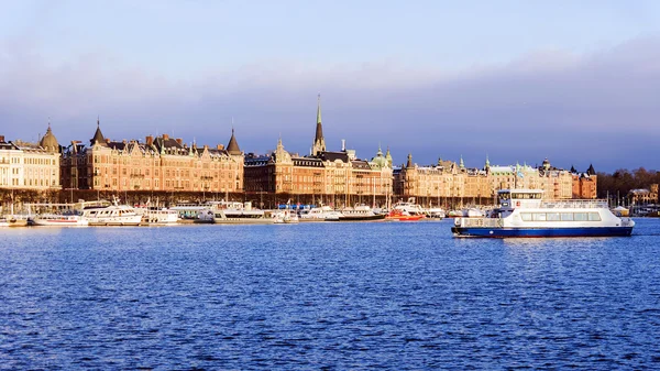 Panorama von stockholm, blick vom see, schweden — Stockfoto