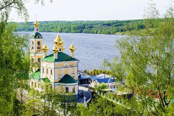 Ples, Rusia. anillo de oro de Rusia — Foto de Stock