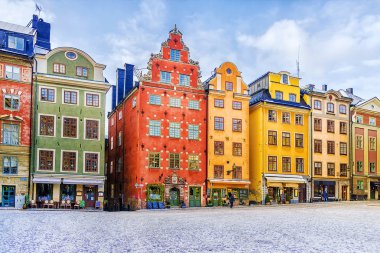 Stockholm, İsveç'te renkli binalar