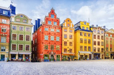 Stockholm, İsveç'te renkli binalar