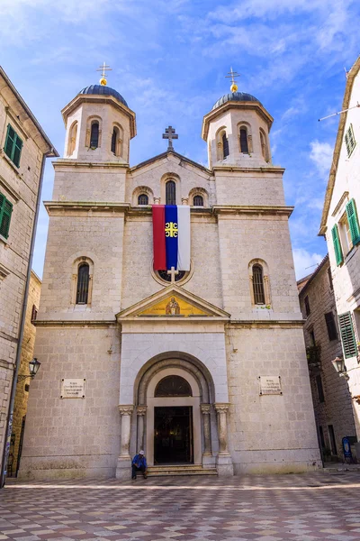 Kyrkan i kotor, montenegro — Stockfoto