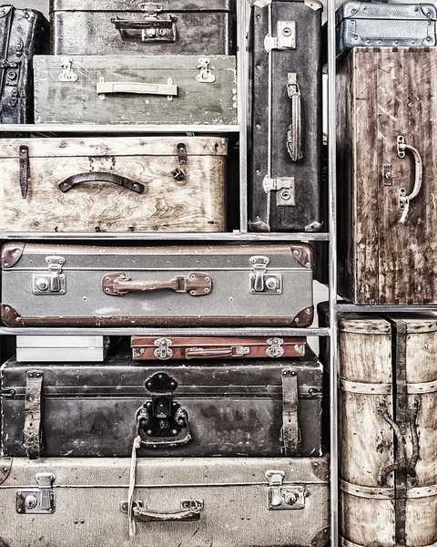 Pile of colorful vintage suitcases. — Stock Photo, Image