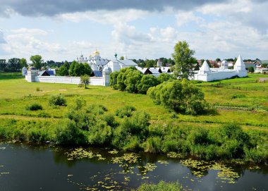 Suzdal, Rusya'da Pokrovsky Manastırı