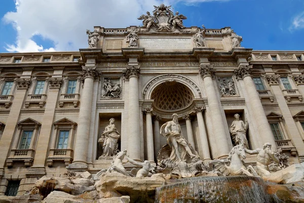 De trevi Çeşmesi, Roma, İtalya — Stok fotoğraf