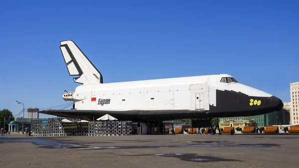 "Buran "-radziecki Orbita wahadłowcy, Gorky Park, Moskwa — Zdjęcie stockowe