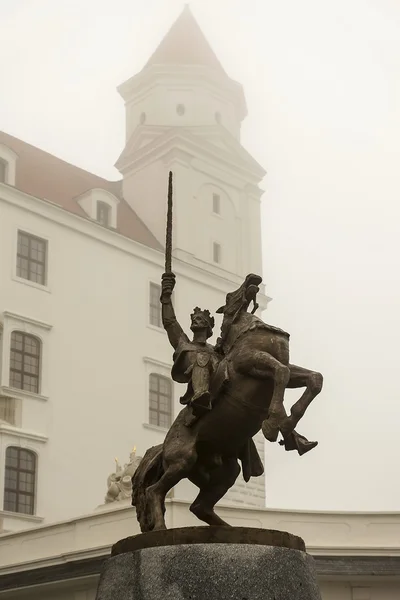 Statue of King Svjatopolka, Bratislava, Slovakia — Stock Photo, Image