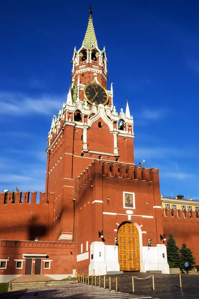 Torre Spasskaya na Praça Vermelha, Moscou, Rússia — Fotografia de Stock