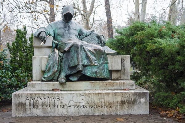 Statue of Anonymous In Hungary, Hungary — Stock Photo, Image