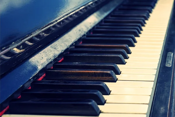 Viejas teclas de piano vintage — Foto de Stock