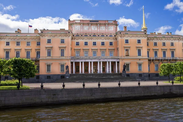 Castillo de Mikhailovsky, San Petersburgo — Foto de Stock