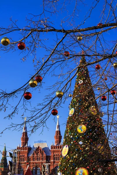 New Year's decoration of Red Square in Moscow, Russia — Stock Photo, Image