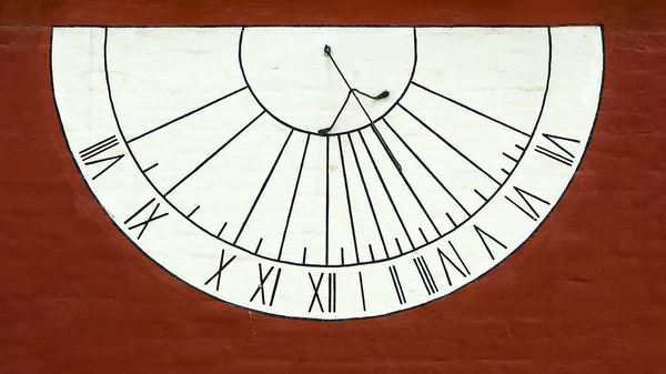 Old sundial on the wall — Stock Photo, Image