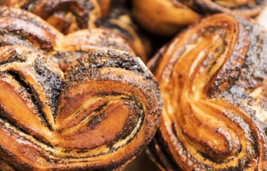 haşhaş tohumu ile lezzetli çörekler