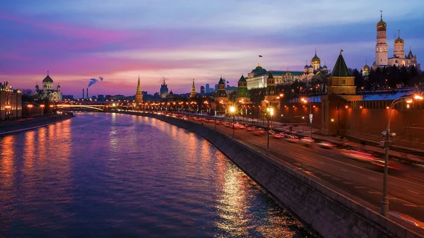 Puesta de sol de invierno en Moscú, Rusia — Foto de Stock