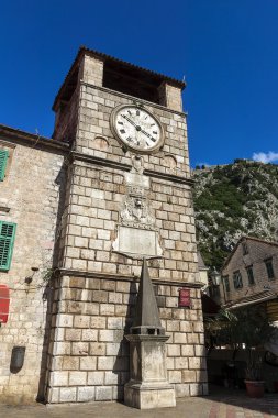 Saat Kulesi, Tophane Meydanı Kotor, Karadağ