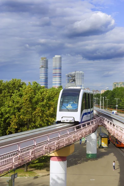 Monorail v Moskvě, Rusko — Stock fotografie