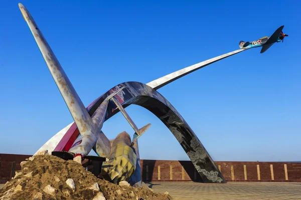 Denkmal für die "Verteidiger des Himmels des Vaterlandes" in tula, ru — Stockfoto