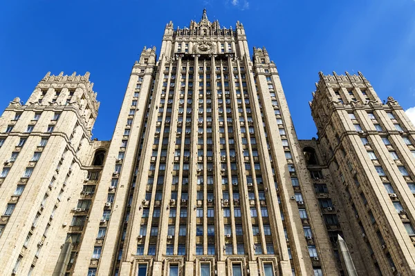 Het gebouw van het ministerie van buitenlandse zaken van de Russische F — Stockfoto