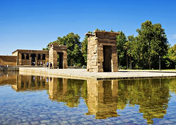 Debod Tapınağı Antik Mısır Tapınağı, West Park taşındı — Stok fotoğraf