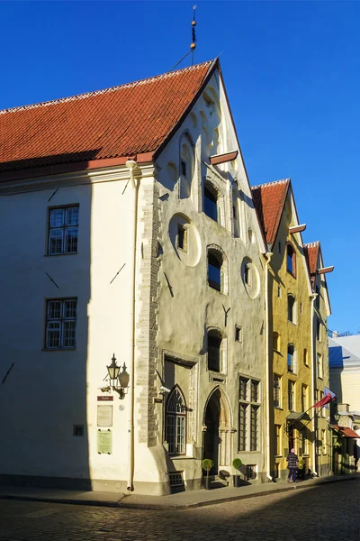 Conjunto de casas a "Tres hermanas" en viejo Tallinn, Estonia — Foto de Stock