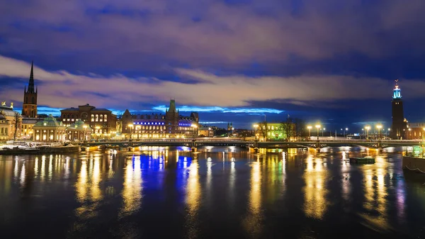 Nacht panorama van stockholm, Zweden — Stockfoto