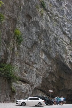 Sukhum yakınlarındaki Gorge manzarası, Temmuz 2018, Abhasia. 