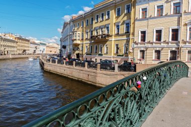 Güneşli bir günde bir büyük, eski şehir.