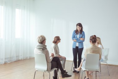 Kadın kendinden bahsediyor 