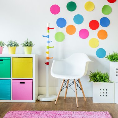 Çocuklar için çok renkli Oda