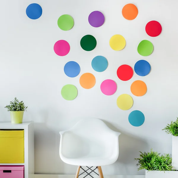 Затишна барвиста кімната для дітей — стокове фото