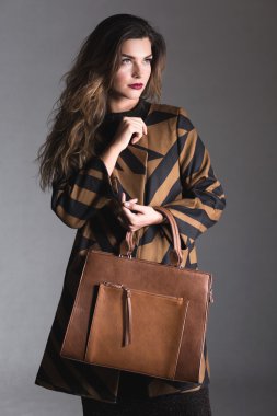 Kimliğimi moda olduğunu