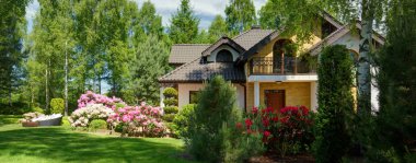 Gözlerden uzak bahçeli lüks villa 