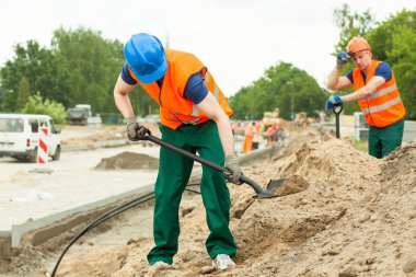 İnşaat sahasında uzun gün