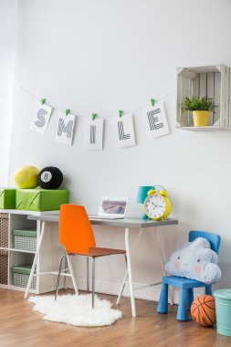 Bu çocukların ödevlerini yapmak nereye