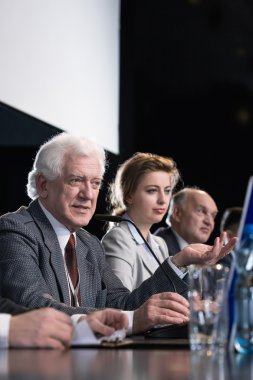 Diğer insanlarla bilgi paylaşımı