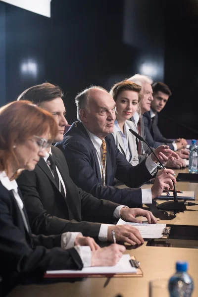 Tijd om te belonen heldere geesten — Stockfoto