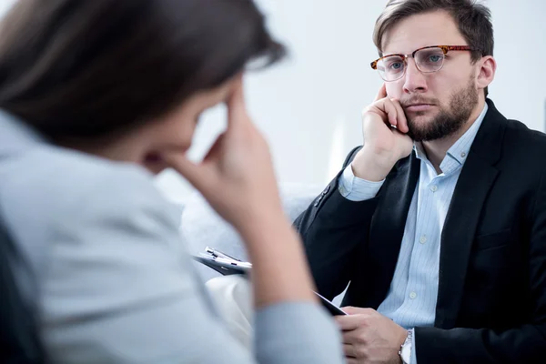 Hablando con el psiquiatra — Foto de Stock