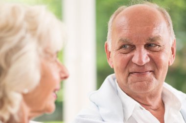 Bak sevgi ve bağlılık