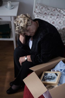 Anılar arayan kadın