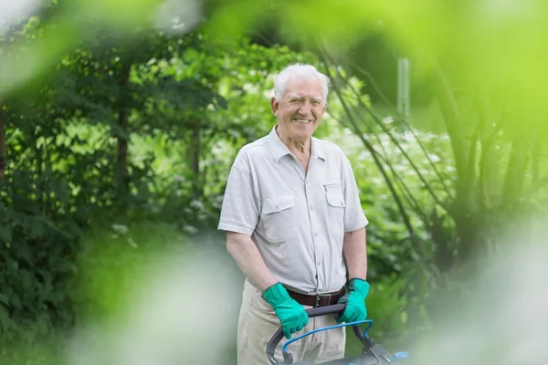 Happy senior gardener — Stock Photo, Image