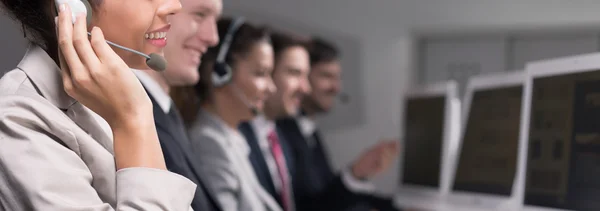 Hard werken in een call center bedrijf — Stockfoto