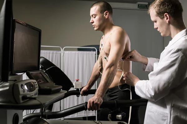 Sportsman improving condition before tournament — Stock Photo, Image