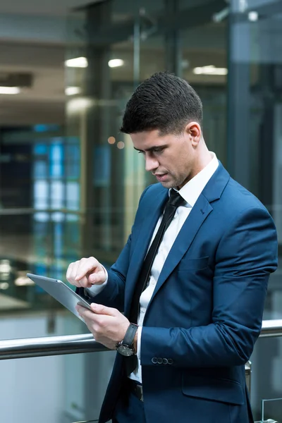 Novedades en los mercados financieros ... —  Fotos de Stock