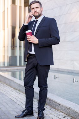 Dışarıda kahve içme