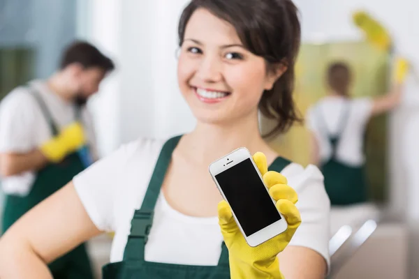 Beste schoonmakers wachten voor werk — Stockfoto