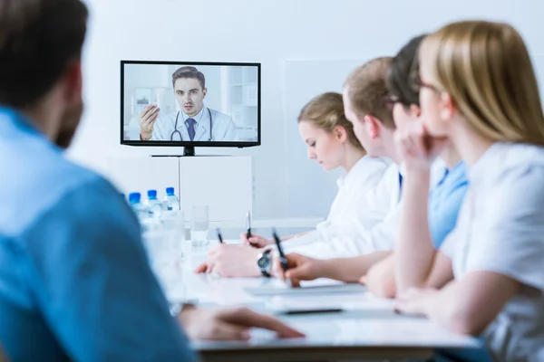 Medizinische Videokonferenz für das Gesundheitswesen — Stockfoto
