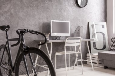 Bir erkeğin odasına bu!