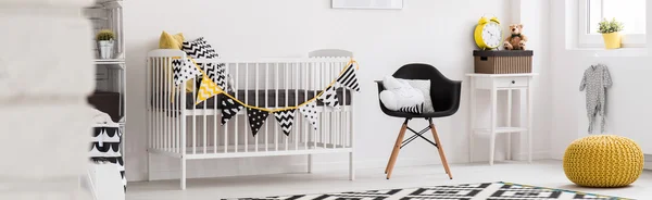 Schattige baby kamer met originele decoraties — Stockfoto