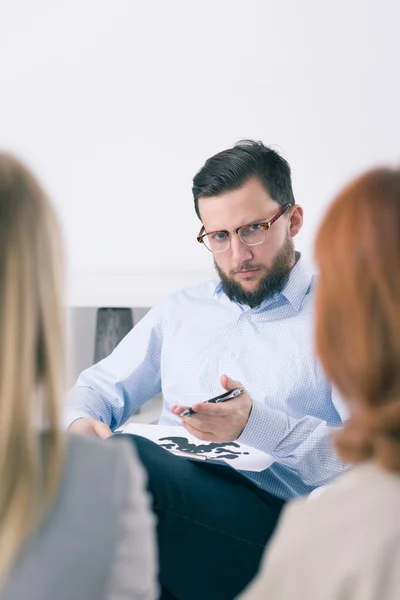 Ascoltare il paziente è la base — Foto Stock